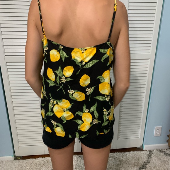 Lemon Tank top from H&M - fits size small - Picture 2 of 3